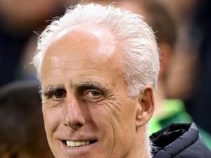 Supporting image for story: Mick McCarthy sacked by Cypriot giants APOEL after two months