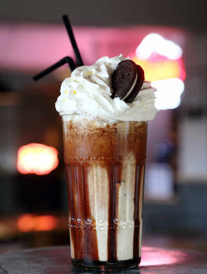 Shake it off - Baileys and Oreo milkshake