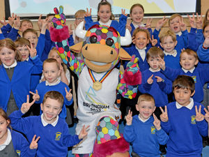 Supporting image for story: Mascot Perry the Bull gives Telford pupils a Commonwealth Games lesson