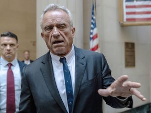 Supporting image for story: Independent presidential candidate Robert F Kennedy Jr to endorse Trump