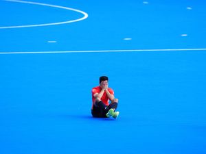 Supporting image for story: Ten-man India beat Team GB in penalty shootout