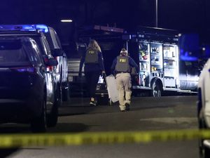 Supporting image for story: Suspected Brown University gunman found dead