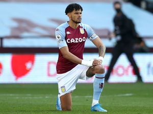 Supporting image for story: Aston Villa defender Tyrone Mings calls for social media blackout