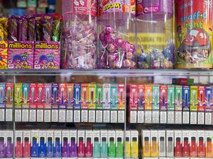 Supporting image for story: Call for plain packaging for vapes to reduce use by teenagers