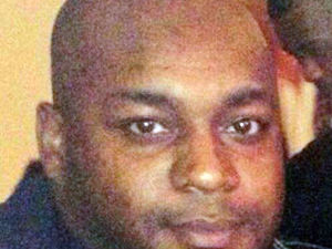 Supporting image for story: Cops who tried to save bus passenger to get top awards