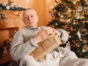 Supporting image for story: Making Christmas brighter: Home care service's guide to a dementia-friendly holiday