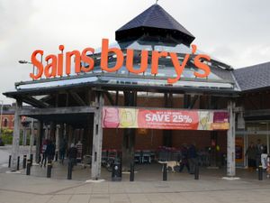 Supporting image for story: Thief who stole 18 bottles of Prosecco from Sainsbury's ordered to pay money back