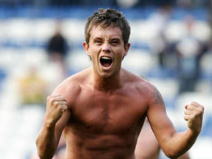 Supporting image for story: Lee Hendrie named in Harriers squad