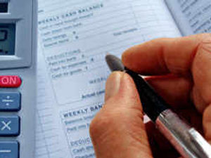 Supporting image for story: House prices fall by 2.5%