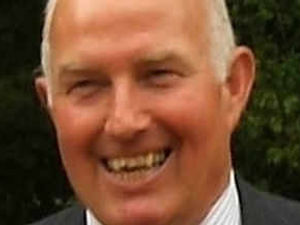 Supporting image for story: Ringing tribute to Shropshire bell ringer and golfer