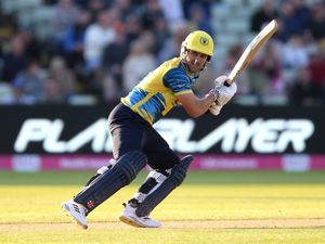 Supporting image for story: Sam Hain has commits future to Warwickshire