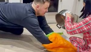 Her husband can be seen panicking and questioning what to do before realising the ‘mouse’ is not a live creature, but a computer mouse.