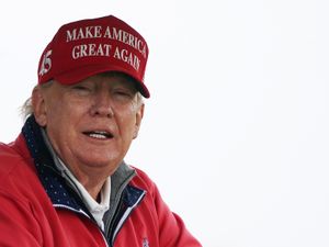 Supporting image for story: British artist displays hyper-realistic Donald Trump sculpture around New York