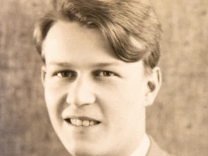 Supporting image for story: Love letters are diamond