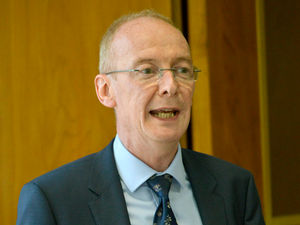 Supporting image for story: Pat McFadden: Extreme views driving Brexit agenda