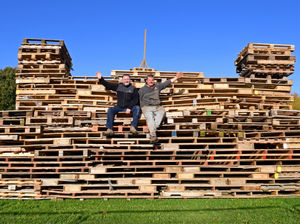 Supporting image for story: Telford's famous Donnington Bonfire back for this year with another bang
