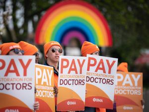 Supporting image for story: Most NHS unions in England vote to accept revised pay offer