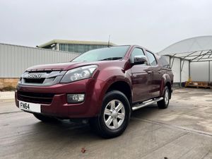 Supporting image for story: Isuzu tracks down highest-mileage D-Max in the country