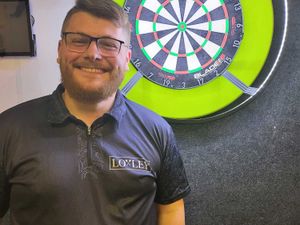 Supporting image for story: Darts round-up: First WDF title for O'Connor