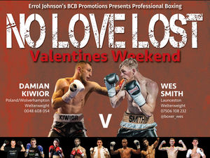 Supporting image for story: Packed card for Town Hall bouts