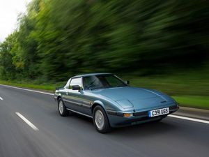 Supporting image for story: Retro Road Test: Mazda RX-7