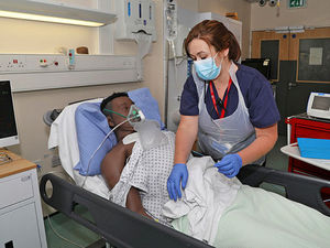 Supporting image for story: £250,000 simulation suite will help to train medics at hospital