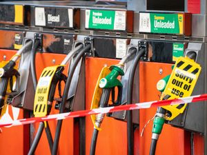 Supporting image for story: Military drivers mobilised to deliver fuel to petrol stations