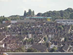 Supporting image for story: How will households be affected by the mini-budget U-turns?