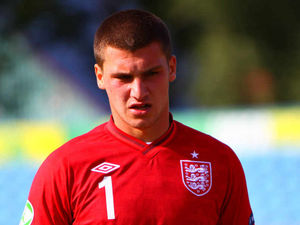 Supporting image for story: Aston Villa winning the race for Manchester United goalkeeper Sam Johnstone