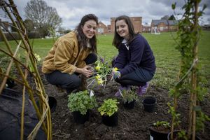 Francis Tophill visits Young School Gardener of the Year Ellie Micklewright at Newport High School – picture: RHS/Mark Waugh