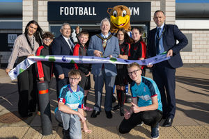 Children from Phoenix Collegiate and High Point School joined The Mayor of Sandwell, councillor Peter Hughes (also Cabinet Member for Regeneration & Infrastructure at Sandwell Council), Tom Galvin, Amy Haughan from Leisure United, and West Bromwich Albion’s mascot Baggie Bird for a special ribbon-cutting celebration.