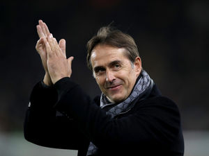 Supporting image for story: Dave Edwards: New Wolves boss has already lifted Molineux spirits