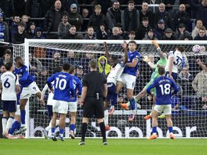Supporting image for story: Micky van de Ven at the double as Tottenham end Everton’s unbeaten home record