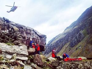 Supporting image for story: Think twice before climbing in bad weather says Snowdonia rescue team after busy weekend