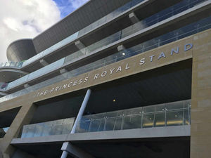 Supporting image for story: Lighting company completes course work