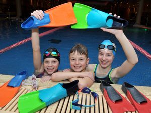 Supporting image for story: Shrewsbury siblings’ 21-mile swim