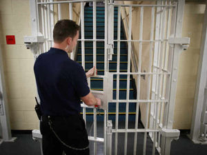 Supporting image for story: Jailed: Telford man breached court order by going to woman's home