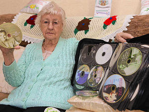 Supporting image for story: Telford karaoke queen Rose, 92, forced to step back after being injured in smash