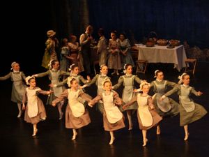 Supporting image for story: 100 young dancers wanted for prestigious ballet production at Wolverhampton's Grand Theatre