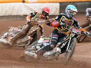 Supporting image for story: Wolves speedway cruise to victory