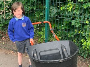 Supporting image for story: 'Spready Mercury' to the rescue as icy pavements a peril outside Shropshire schools