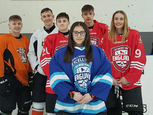 Supporting image for story: Telford Tigers youngsters jetting off with England