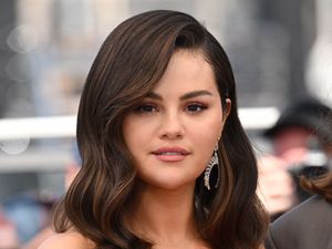Supporting image for story: Selena Gomez responds to cosmetic surgery speculation: Leave me alone