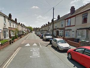 Supporting image for story: Teenagers injured in Wolverhampton double stabbing