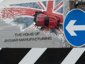 Supporting image for story: Jaguar Land Rover set to invest £1bn in UK EV production