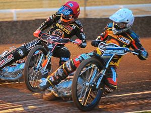 Supporting image for story: Speedway: Wolves edge thriller by a single point