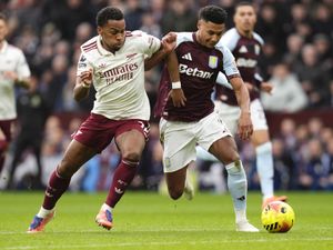 Supporting image for story: Jurrien Timber urges Arsenal to use Aston Villa loss as motivation