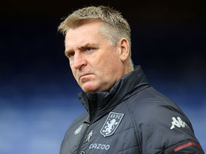 Supporting image for story: Dean Smith 'confused' by officiating in Aston Villa's defeat to Manchester United