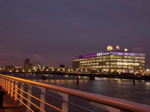Supporting image for story: Staff evacuated after fire at BBC Scotland building