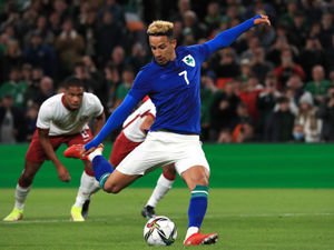 Supporting image for story: Ireland boss praises West Brom hero Callum Robinson